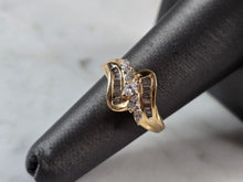 Load image into Gallery viewer, Womens Vintage Estate 14K Yellow Gold Modernist Diamond Ring 3.5g E1956