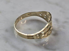 Load image into Gallery viewer, Womens 10K Yellow Gold Modernist Filigree Ring 1.3g E1961