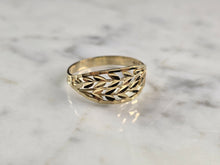 Load image into Gallery viewer, Womens 10K Yellow Gold Modernist Filigree Ring 1.3g E1961