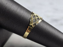 Load image into Gallery viewer, Womens 10K Yellow Gold Modernist Filigree Ring 1.0g E1963