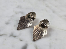 Load image into Gallery viewer, Womens Estate Sterling Silver Southwestern Coral Earrings 3.7g E1992