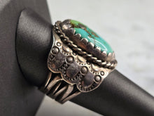 Load image into Gallery viewer, Men Women Vintage Estate Sterling Silver Southwestern Turquoise Ring 16.2g E1999