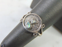 Load image into Gallery viewer, Womens Vintage Estate Sterling Silver Modern Abstract Abalone Ring 3.3g E2094