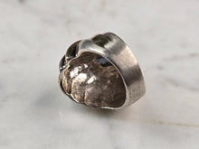 Load image into Gallery viewer, Womens Vintage Estate Sterling Silver Modern Contemporary Ring, 8.1g E2104