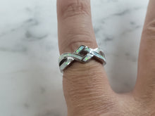 Load image into Gallery viewer, Womens Sterling Silver Modernist Opal Ring 4.0g E2133