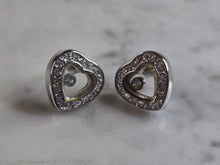 Load image into Gallery viewer, Womens Vintage Estate Sterling Silver CZ Heart Earrings 5.8g E2239