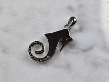 Load image into Gallery viewer, Womens Sterling Silver Opal Seahorse Pendant 2.7g E2315