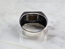 Load image into Gallery viewer, Mens Sterling Silver Modernist Tigers Eye Ring 8.5g E2328