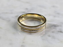 Load image into Gallery viewer, Mens Sterling Silver Gold Tone Wedding Band Ring 6.1g E2332