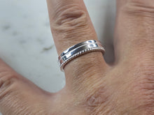 Load image into Gallery viewer, Mens Sterling Silver Wedding Band Ring 6.2g E2334