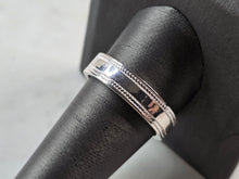 Load image into Gallery viewer, Mens Sterling Silver Wedding Band Ring 6.0g E2335