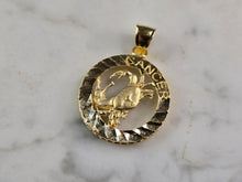 Load image into Gallery viewer, Womens Vintage Estate Gold Tone Zodiac Cancer Crab Pendant E2377