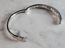 Load image into Gallery viewer, Womens Sterling Silver Modernist Blue Opal Bangle Bracelet 17.4g E2413