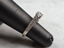 Load image into Gallery viewer, Women's Vintage Estate 14K White Gold 1.21cts Diamond Ring, 3.3g E2447