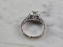 Load image into Gallery viewer, Women's Vintage Estate 14K White Gold 1.21cts Diamond Ring, 3.3g E2447