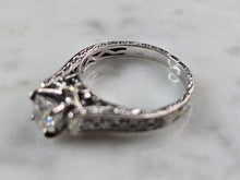 Load image into Gallery viewer, Women's Vintage Estate 14K White Gold 1.21cts Diamond Ring, 3.3g E2447