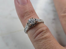 Load image into Gallery viewer, Women's Vintage Estate 14K White Gold 1.21cts Diamond Ring, 3.3g E2447