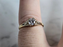 Load image into Gallery viewer, Womens Vintage Estate 14k Gold Diamond Engagement Ring 2.0g #E2470