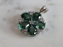 Load image into Gallery viewer, Womens Estate Sterling Silver Modernist CZ Floral Pendant 2.9g E2477