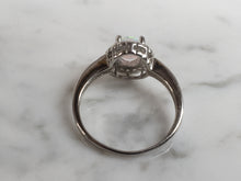 Load image into Gallery viewer, Womens Estate Sterling Silver Opal Stone Ring 2.5g E2617