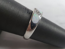 Load image into Gallery viewer, Womens Vintage Estate Sterling Silver Modernist Opal Ring 4.1g E2626