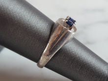 Load image into Gallery viewer, Womens Sterling Silver Sapphire Ring 4.5g #E2843