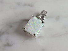 Load image into Gallery viewer, Womens Sterling Silver Modernist Opal Stone Pendant 2.1g E2865