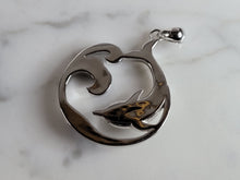 Load image into Gallery viewer, Womens Sterling Silver Blue Opal Dolphin Pendant 7.1g E2866