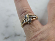 Load image into Gallery viewer, Womens Vintage Estate 10K Yellow Gold Diamond Ring 4.2g E2967