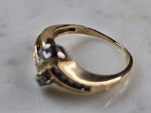 Load image into Gallery viewer, Womens Vintage Estate 10K Yellow Gold Diamond Ring 4.2g E2967