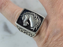 Load image into Gallery viewer, Mens Sterling Silver Celtic Knot Horse Head Ring 13.5g E3010