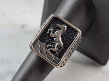 Load image into Gallery viewer, Mens Sterling Silver Mustang Horse Signet Ring 13.8g E3011