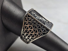 Load image into Gallery viewer, Mens Sterling Silver Mustang Horse Signet Ring 13.8g E3011