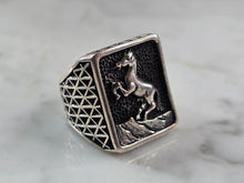 Load image into Gallery viewer, Mens Sterling Silver Mustang Horse Signet Ring 13.8g E3011