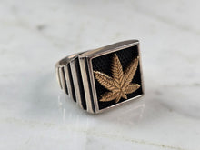 Load image into Gallery viewer, Mens Two Tone Sterling Silver Cannabis Marijuana Pot Weed Band Ring 11.2g E3013