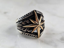 Load image into Gallery viewer, Mens Two Tone Sterling Silver North Star Compass Ring 11.5g E3018