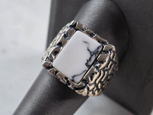 Load image into Gallery viewer, Mens Sterling Silver White Turquoise Ring 11.1g E3019