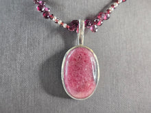 Load image into Gallery viewer, Womens Vintage Sterling Silver Rhodonite Pendant Beaded Necklace 35.2g E3027