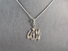 Load image into Gallery viewer, Vintage Estate Sterling Silver Muslim Allah Pendant Necklace 5.3g E3037