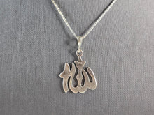 Load image into Gallery viewer, Vintage Estate Sterling Silver Muslim Allah Pendant Necklace 5.3g E3037