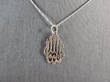 Load image into Gallery viewer, Vintage Estate Sterling Silver Islamic Muslim Allah Pendant Necklace 3.3g E3039