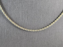 Load image into Gallery viewer, Womens Vintage Estate Sterling Silver Rope Necklace 8.3g E3084