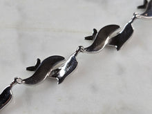 Load image into Gallery viewer, Womens Sterling Silver Opal Dolphin Bracelet 12.0g E3126