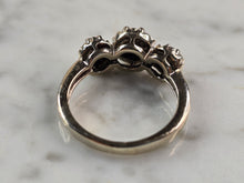 Load image into Gallery viewer, Womens Vintage Estate 10K Yellow Gold Diamond Ring 5.4g E3185