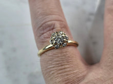 Load image into Gallery viewer, Womens Vintage Estate 14K Yellow Gold Diamond Ring 2.9g E3189