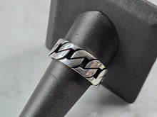 Load image into Gallery viewer, Mens Sterling Silver Modernist Cuban Link Ring 9.0g E3223