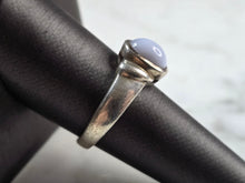 Load image into Gallery viewer, Womens Vintage Estate Sterling Silver Lavender Cabochon Ring 4.7g E3236