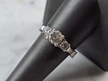 Load image into Gallery viewer, Womens Vintage Estate Sterling Silver Modernist CZ Ring 4.7g E3246