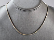 Load image into Gallery viewer, Womens Vintage Estate Sterling Silver Italian Chain Box Link Necklace 8.0g E3256