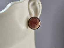 Load image into Gallery viewer, Womens Vintage Estate Sterling Silver Carnelian Stud Earrings 5.9g E3283